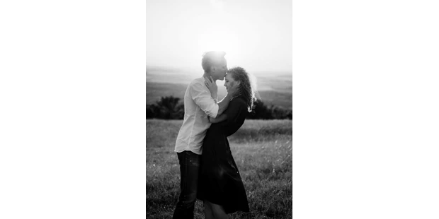 Hochzeitsfotos - Copyright und Rechte: Bilder auf Social Media erlaubt - Bezirk Bruck a. d. Leitha - Purelovestories photography VOGT