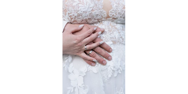 Hochzeitsfotos - Art des Shootings: Hochzeits Shooting - Augsburg - Just married! - Sabrina Hohn