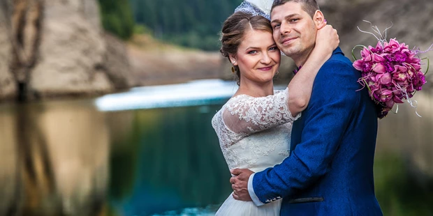 Hochzeitsfotos - Art des Shootings: Trash your Dress - Maria-Lanzendorf - Ideal Foto
