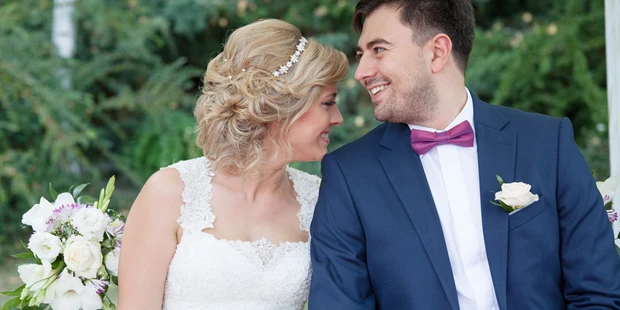 Hochzeitsfotos - Art des Shootings: Trash your Dress - Maria-Lanzendorf - Ideal Foto
