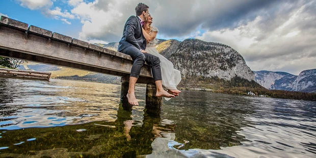 Hochzeitsfotos - Art des Shootings: Trash your Dress - Maria-Lanzendorf - Ideal Foto