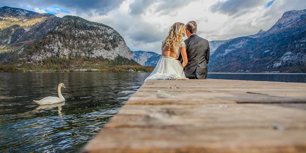 Hochzeitsfotos - Art des Shootings: Trash your Dress - Maria-Lanzendorf - Ideal Foto
