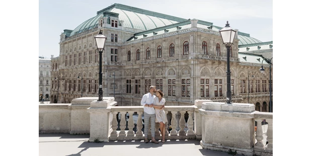 Hochzeitsfotos - Art des Shootings: Prewedding Shooting - Kittsee - Paarshooting in Wien. - Clara Buchberger
