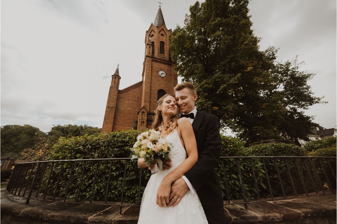 Hochzeitsfotograf: Hochzeit mit Julia & Gennadij - Linz am Rhein - Evangelische Kirche - Aurelian D Photography 