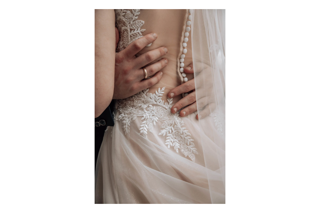 Hochzeitsfotograf: Brautkleid - Melanie Timm