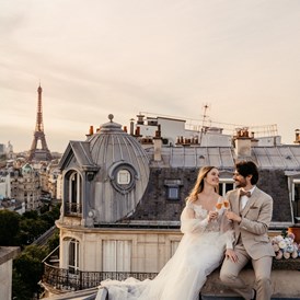 Hochzeitsfotograf: Über den Dächern von Paris♥️ - Andy & Lika Fotografie 