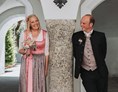 Hochzeitsfotograf: Ein Brautpaar beim Paarshooting in Kitzbühel - Sophia Eerden