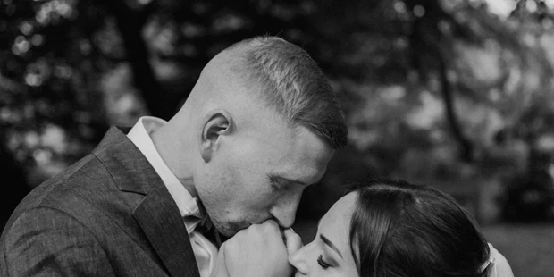 Hochzeitsfotos - Art des Shootings: Hochzeits Shooting - Marne - Hochzeit in der Kirche in Stellau - Sonam Königsmark | Hochzeitsfotograf Hamburg