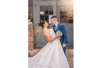 Hochzeitsfotograf: Während dem Brautpaarshooting die Liebe festhalten - Timescape by Malina - Erinnerungen für die Ewigkeit