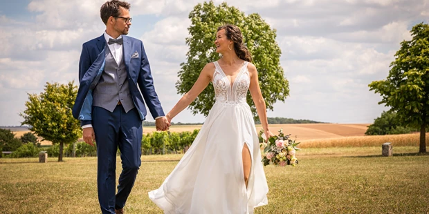 Hochzeitsfotos - Art des Shootings: Trash your Dress - Maria-Lanzendorf - Hochzeitsfotografie aus dem Weinviertel - Elisabeth Eder
