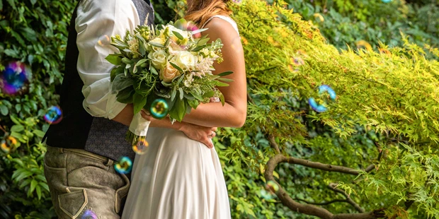 Hochzeitsfotos - Art des Shootings: Trash your Dress - Maria-Lanzendorf - Hochzeitsfotografie von Elisabeth Eder - Elisabeth Eder