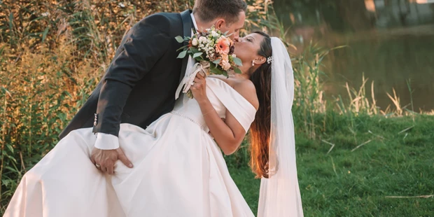 Hochzeitsfotos - Art des Shootings: Trash your Dress - Maria-Lanzendorf - Hochzeitsfotograf Klagenfurt - Hochzeifotograf Neza&Tadej  Poročni fotograf