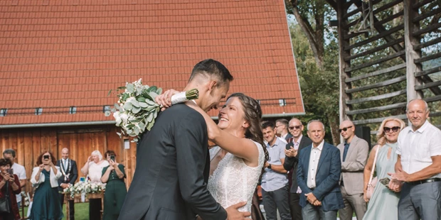 Hochzeitsfotos - Art des Shootings: Trash your Dress - Maria-Lanzendorf - Hochzeitsfotograf Kärnten - Hochzeifotograf N&T