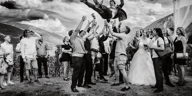 Hochzeitsfotos - Art des Shootings: Trash your Dress - Maria-Lanzendorf - Wedding-Fotografen