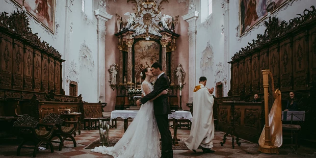 Hochzeitsfotos - Art des Shootings: Trash your Dress - Maria-Lanzendorf - Wedding-Fotografen