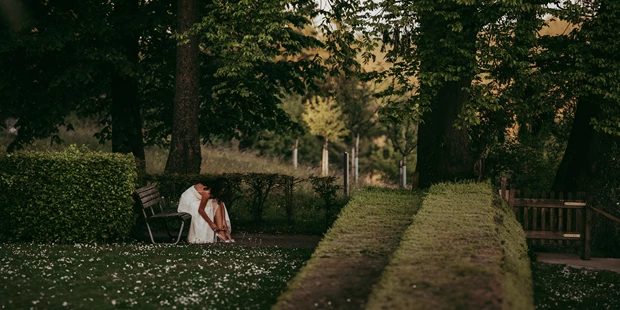 Hochzeitsfotos - Art des Shootings: Trash your Dress - Maria-Lanzendorf - Wedding-Fotografen