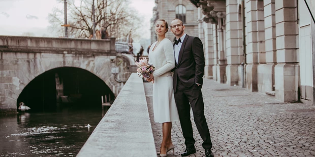 Hochzeitsfotos - Art des Shootings: Trash your Dress - Maria-Lanzendorf - Wedding-Fotografen