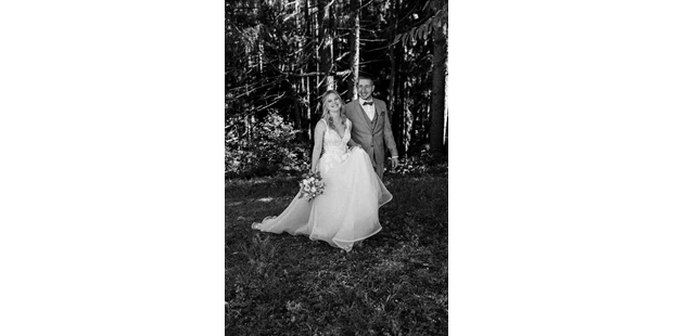 Hochzeitsfotos - Copyright und Rechte: Bilder auf Social Media erlaubt - Oberbayern - Selina Schönmoser Photography