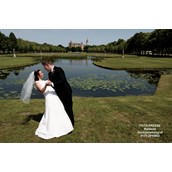Hochzeitsfotograf - Schwerin - Schlossgarten Fotoshooting mit Brautpaar - FOTO-PRESSE
