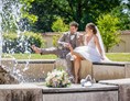 Hochzeitsfotograf: Spaß beim Shooting mit dem Hochzeitsfotografen aus München - Hochzeitsfotograf München
