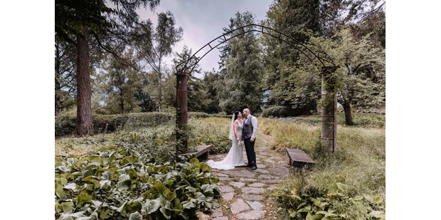 Hochzeitsfotos - Fotostudio - Wiedenzhausen - Traumhochzeit im Grünen - Sabine Thaler-Haubelt Photography