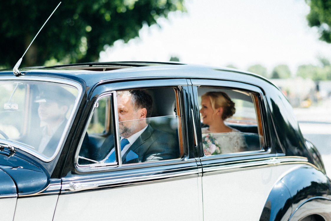 Hochzeitsfotograf: Brautankunft - Fotografin Maria Gadringer  - Maria Gadringer